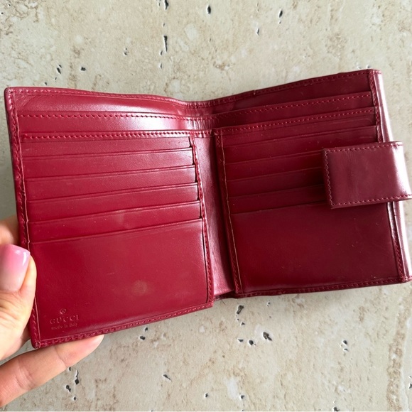 Gucci Wallet, Red with canvas monogram, Authentic - Picture 13 of 13